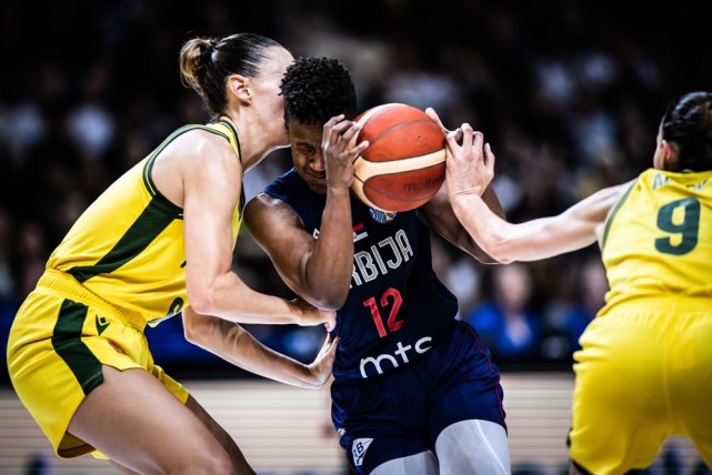 皇冠体育-瑞士女篮一支劲旅在比赛中力挫对手，图谋夺冠(瑞士篮球联赛)